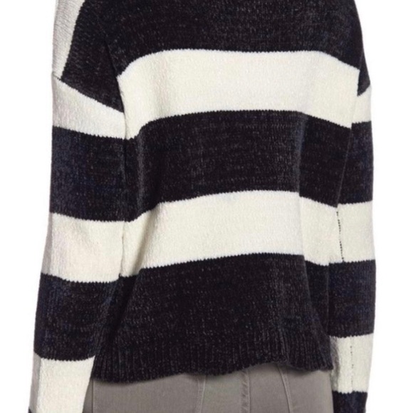 Love by Design Chenille Striped Turtleneck Sweater - Picture 6 of 6